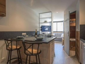 Apt cosy 4 pers, 2 ch, rénové, départ ski aux pieds - FR-1-545-12
